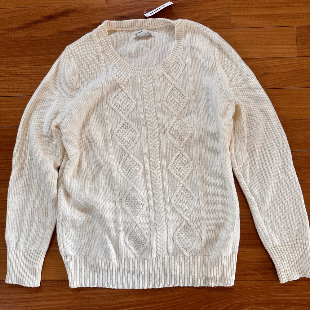 Old Navy Cream Cable-Knit Scoop Neck Sweater